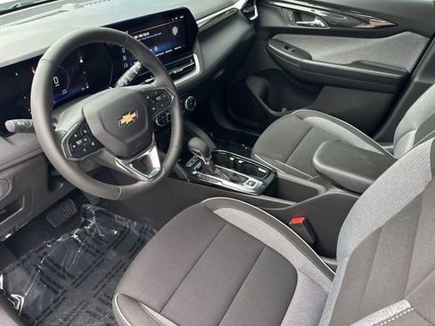 New 2026 Chevrolet TrailBlazer LT w/ Convenience Package image 13