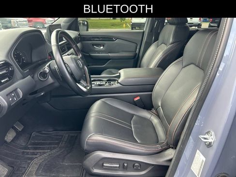 Used 2024 Honda Pilot TrailSport image 8