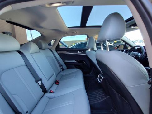 Used 2023 Kia K5 EX image 40