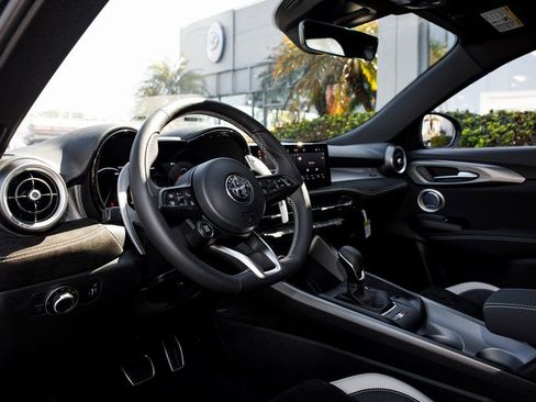 New 2026 Alfa Romeo Tonale w/ Active Assist Package image 25