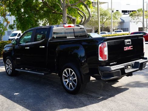 Used 2018 GMC Canyon Denali image 8
