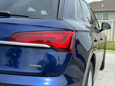 Used 2022 Audi Q5 2.0T Premium w/ Convenience Package AWD/4WD image 12