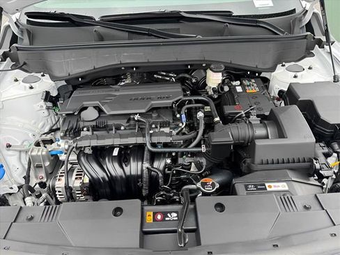 New 2026 Hyundai Kona SEL Sport AWD/4WD image 9