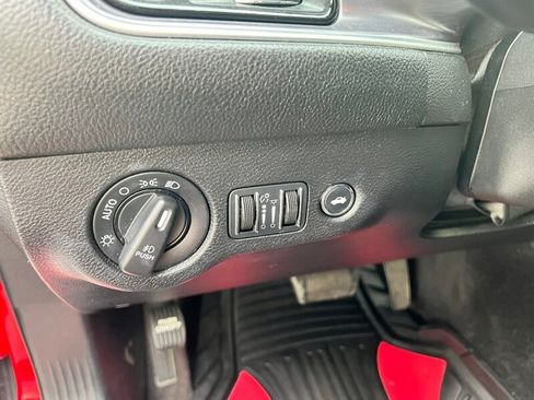 Used 2016 Dodge Challenger SXT w/ Blacktop Package image 21