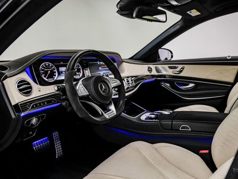 Used 2016 Mercedes-Benz S 63 AMG 4MATIC Sedan image 2