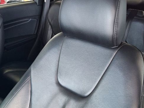 Used 2019 Ford Edge Titanium AWD/4WD image 9