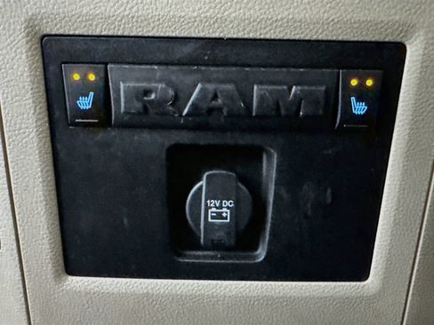 Used 2017 RAM 3500 Laramie Longhorn w/ Cold Weather Group AWD/4WD image 24