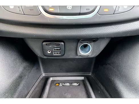 Used 2023 Chevrolet Traverse Premier w/ Redline Edition image 15