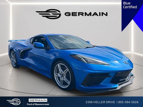 Used 2025 Chevrolet Corvette Stingray Preferred Cpe w/ Z51 Performance Package RWD image 1