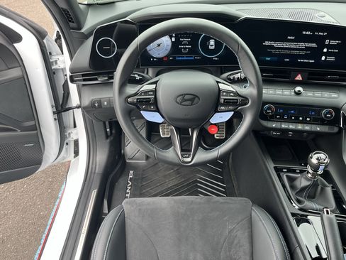 Certified 2025 Hyundai Elantra N FWD image 12