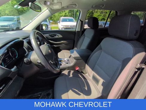 Used 2021 Chevrolet Traverse LT AWD/4WD image 9