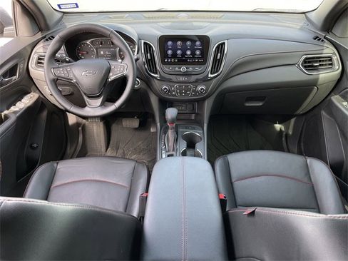 Used 2024 Chevrolet Equinox RS w/ RS Leather Package image 10