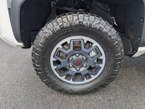 Used 2024 Toyota Tacoma TRD Off-Road AWD/4WD image 12