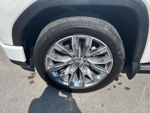 Used 2023 GMC Sierra 1500 Denali AWD/4WD image 11