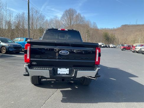 New 2026 Ford F250 Lariat w/ Chrome Package image 6