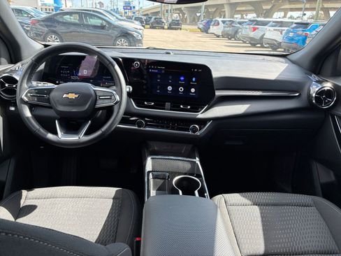 Used 2025 Chevrolet Equinox LT AWD/4WD image 28