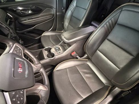 Used 2022 GMC Terrain AT4 AWD/4WD image 9
