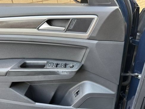 Used 2018 Volkswagen Atlas SEL w/ R-Line Package FWD image 11