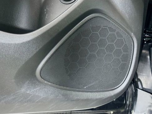 Used 2024 Buick Encore GX Sport Touring w/ Experience Buick Package image 18