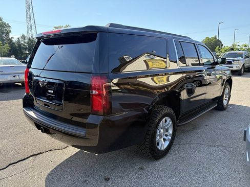 Used 2020 Chevrolet Suburban 4WD w/ Max Trailering Package image 3
