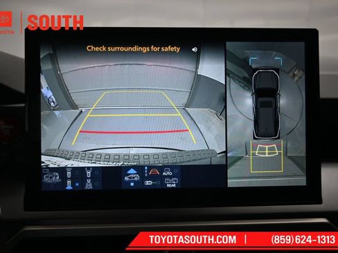 Used 2025 Toyota 4Runner TRD Sport Premium AWD/4WD image 17
