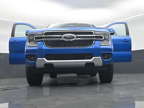 Used 2025 Ford Ranger Lariat w/ Chrome Accent Package image 71