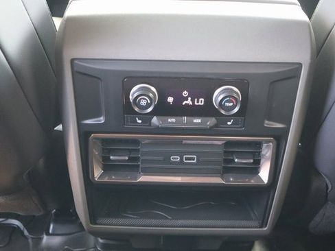 New 2025 GMC Hummer EV 2X image 28