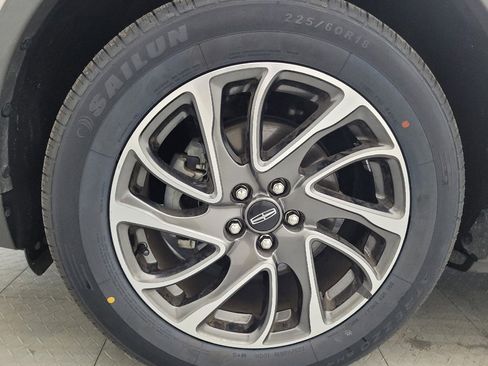 Used 2020 Lincoln Corsair FWD w/ Equipment Group 101A image 31