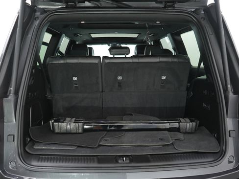 Used 2024 Jeep Wagoneer Series II image 11