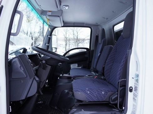 New 2025 Chevrolet Low Cab Forward 5500HG RWD image 13