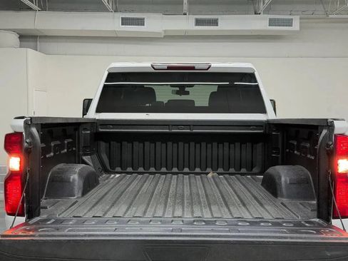 Used 2021 Chevrolet Silverado 2500 W/T w/ WT Convenience Package AWD/4WD image 37
