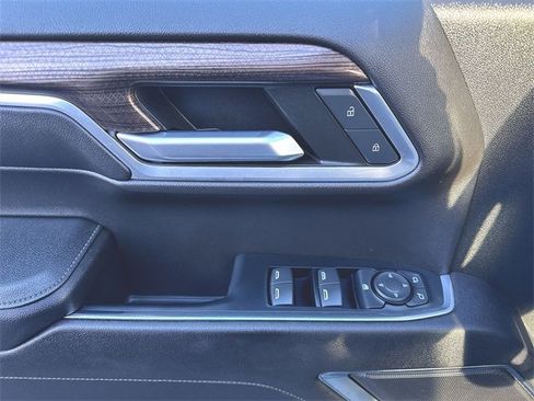 Used 2023 Chevrolet Silverado 1500 LT image 22