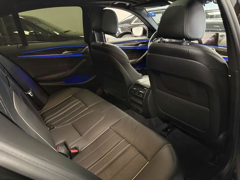 Used 2019 BMW 530e RWD image 21