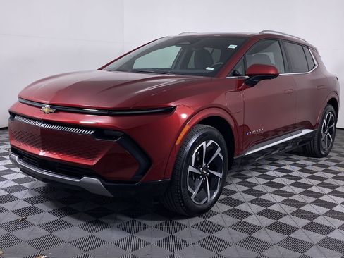 Certified 2025 Chevrolet Equinox EV LT w/ Convenience Package image 15