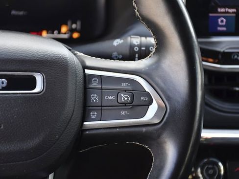 Used 2022 Jeep Compass High Altitude AWD/4WD image 9
