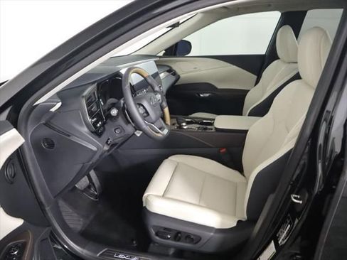 New 2026 Lexus RX 450h AWD image 20