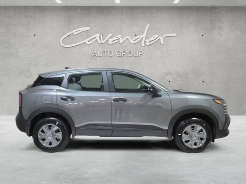 New 2026 Nissan Kicks S image 17