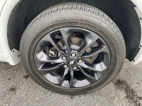 Used 2025 Dodge Durango GT AWD/4WD image 11