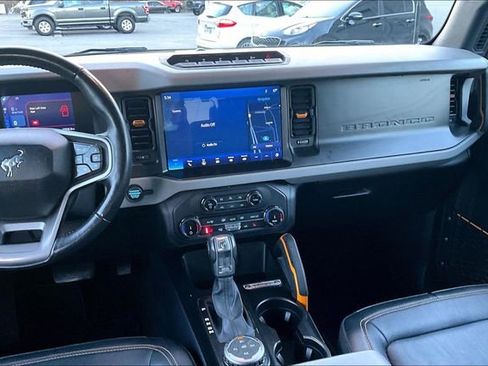 Used 2022 Ford Bronco Badlands w/ Sasquatch Package image 6