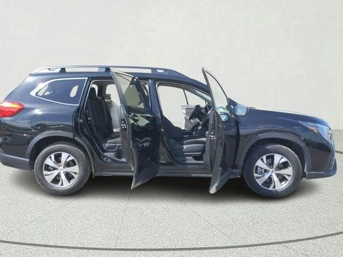 Used 2023 Subaru Ascent Premium AWD/4WD image 14