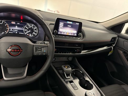 New 2026 Nissan Rogue Rock Creek image 18