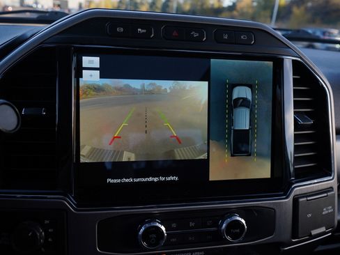 Used 2022 Ford F350 Platinum w/ FX4 Off-Road Package image 20