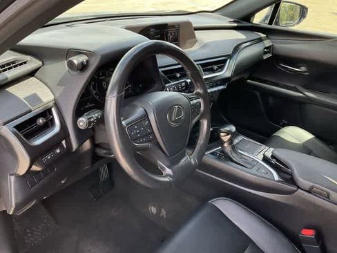 Used 2021 Lexus UX 200 w/ Premium Package FWD image 10