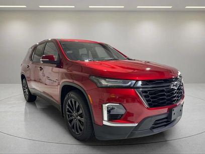 Used 2023 Chevrolet Traverse RS w/ LPO, Floor Liner Package