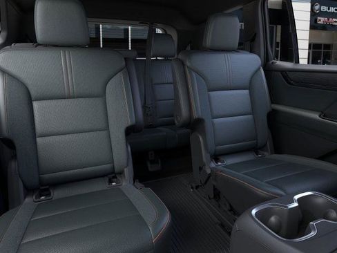 New 2026 GMC Acadia AT4 w/ Luxury Package image 17