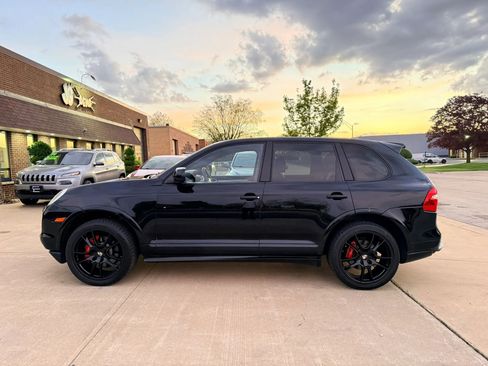 Used 2010 Porsche Cayenne GTS AWD/4WD image 6