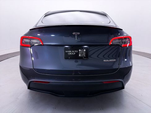 Used 2022 Tesla Model Y Performance AWD/4WD image 14