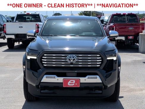 Used 2025 Toyota Tacoma Limited AWD/4WD image 2