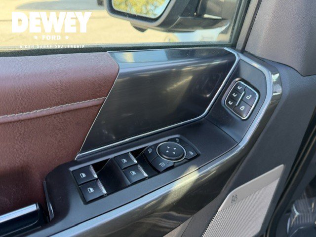 Used 2022 Ford F150 Lariat w/ Equipment Group 502A High AWD/4WD image 11