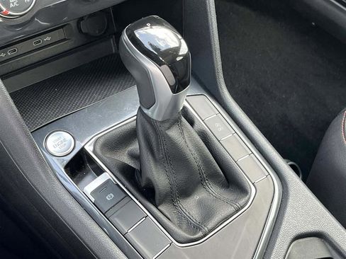 Used 2024 Volkswagen Tiguan Wolfsburg Edition image 24